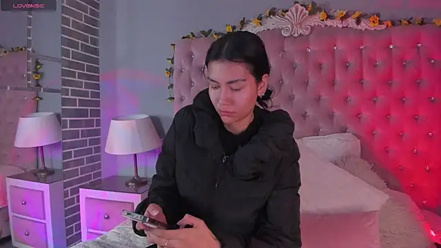 TanyaBello online show from April 12, 3:43 am