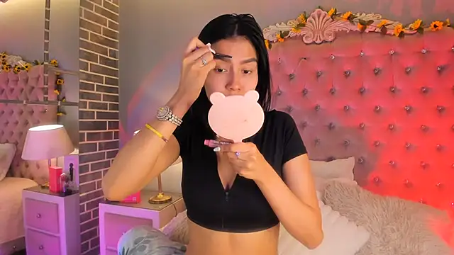 Snapshot of TanyaBello chatting on June 17, 4:34 am TanyaBello online show from June 17, 4:34 am