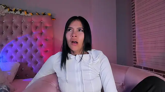 TanyaBello online show from May 8, 4:27 am