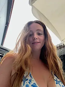 Snapshot of Rhyumii chatting on July 18, 12:25 pm Rhyumii online show from July 18, 12:25 pm