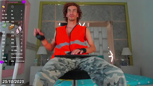 elias sn0w online show from October 25, 8:09 pm