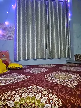 Snapshot of Desi_Maya69 chatting on May 29, 4:02 pm Desi Maya69 online show from May 29, 4:02 pm