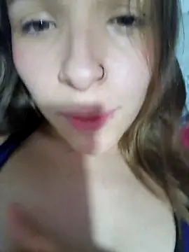 bambiluly online show from November 6, 10:25 pm