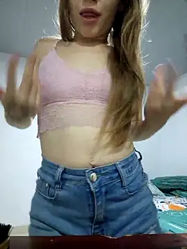 bambiluly online show from November 2, 11:32 pm