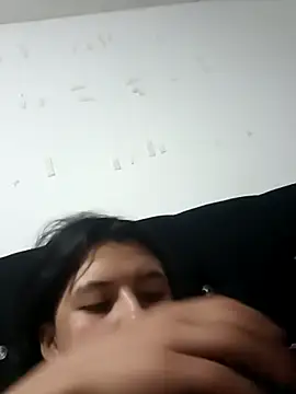 petite coral online show from January 14, 2:37 am