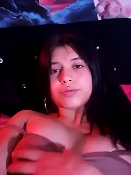 petite coral online show from December 17, 5:12 am