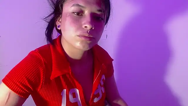 petite coral online show from March 30, 9:38 pm