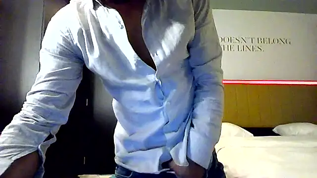 foryougirl1234 online show from December 1, 8:10 pm