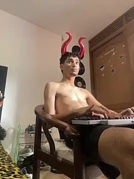 gsusss feet online show from November 2, 7:19 pm