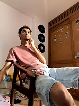 gsusss feet online show from November 5, 6:33 pm