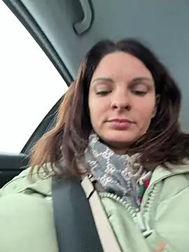 kinkysarahx online show from January 10, 12:11 pm