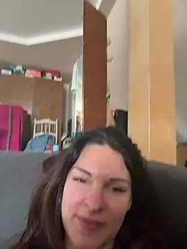 kinkysarahx online show from March 28, 10:27 am