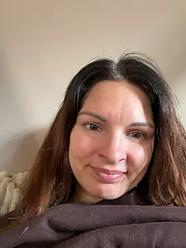 kinkysarahx online show from April 5, 1:40 pm