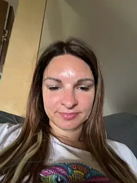 kinkysarahx online show from May 13, 7:59 am