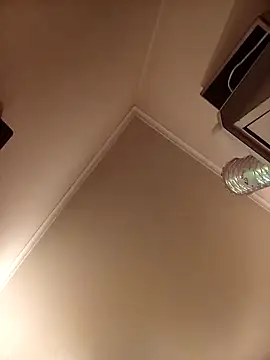 lilivalkova online show from April 4, 4:52 am