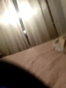 lilivalkova online show from February 17, 1:25 am