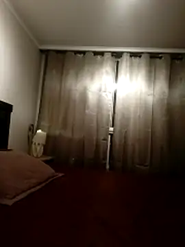 lilivalkova online show from February 8, 1:36 am