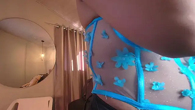 ivy bonnie online show from November 29, 11:54 am