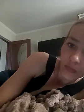 Coare Cindy online show from May 9, 8:39 am