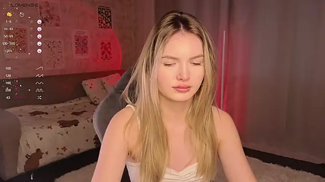 EvelynSin online show from October 20, 11:11 am