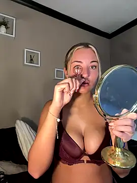 LaceyMilliexoxo online show from November 26, 10:26 am