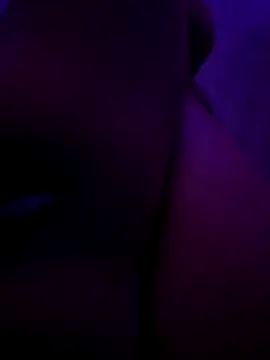 Snapshot of Bemmmba chatting on November 20, 1:39 am Bemmmba online show from November 20, 1:39 am