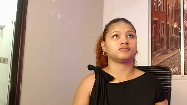 Snapshot of miel_alisha chatting on June 4, 11:59 am miel alisha online show from June 4, 11:59 am