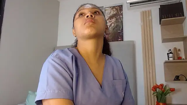 miel alisha online show from March 25, 12:15 pm