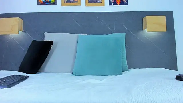 iamdoll online show from February 26, 7:58 pm