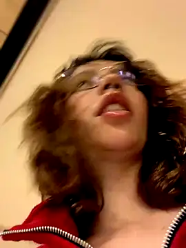 MiaaCute- online show from October 24, 12:20 am