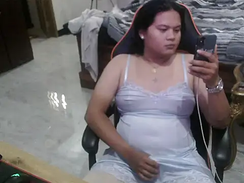 Snapshot of Zoe_fenlon chatting on October 29, 3:38 am Zoe fenlon online show from October 29, 3:38 am