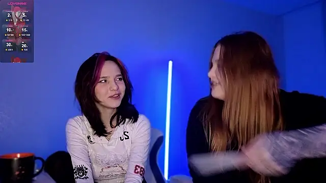 akemichkaa online show from January 10, 7:20 pm