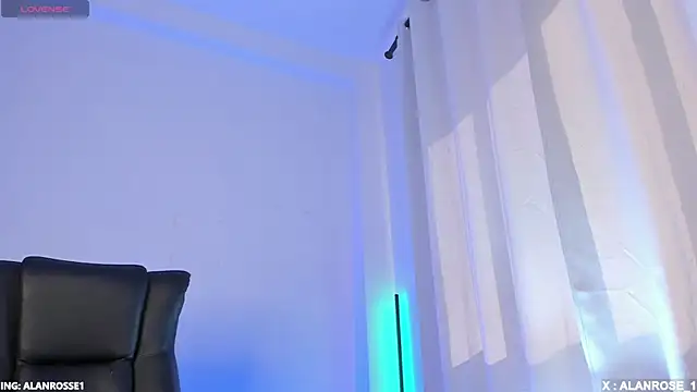 AlanRose01 online show from November 21, 1:21 pm