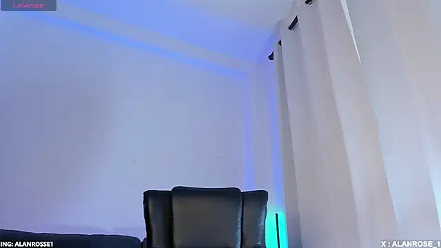 AlanRose01 online show from October 26, 4:29 pm