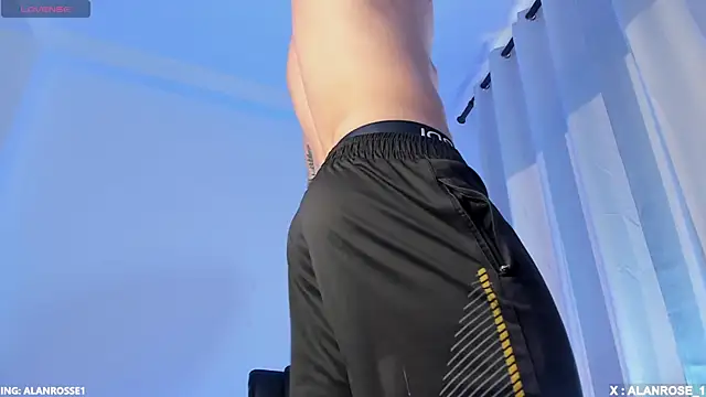 AlanRose01 online show from December 3, 1:10 pm