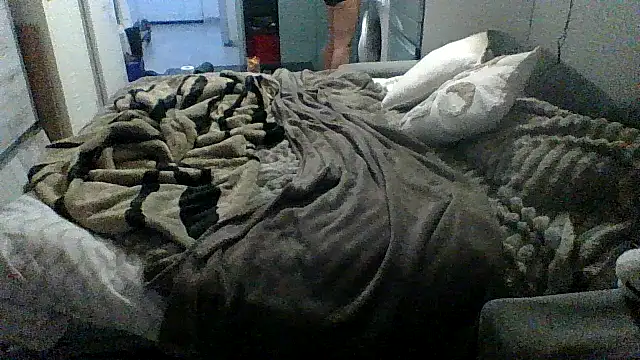 Lolaaa17740 online show from November 30, 10:10 pm