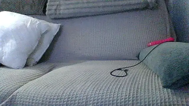 Lolaaa17740 online show from November 28, 6:41 pm