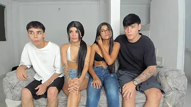 Snapshot of HottWett chatting on October 29, 7:02 pm HottWett online show from October 29, 7:02 pm