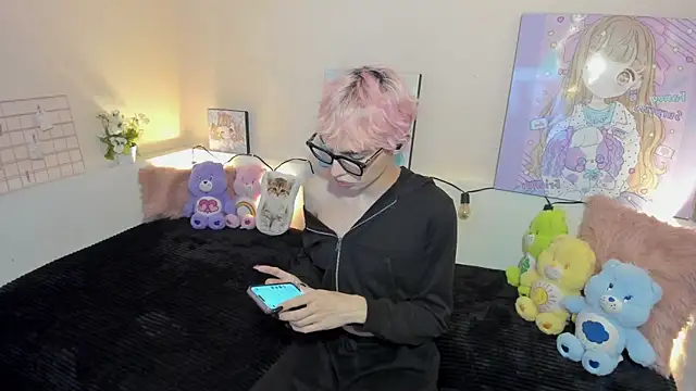 Strawberry Kitty  online show from November 20, 11:03 pm