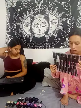 emily n abby online show from March 17, 1:14 pm