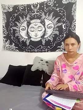 emily n abby online show from March 5, 1:19 pm