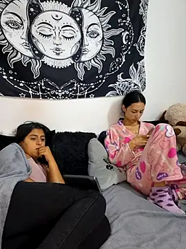 Snapshot of emily_n_abby chatting on July 15, 2:13 pm emily n abby online show from July 15, 2:13 pm
