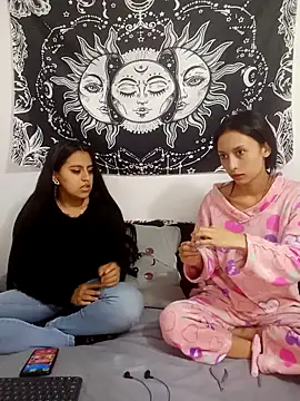 emily n abby online show from March 20, 1:34 pm