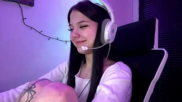 HanaMantanaDell online show from February 7, 2:36 pm