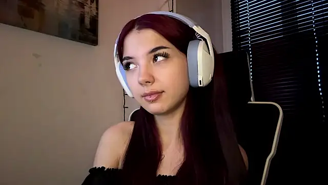 HanaMantanaDell online show from April 15, 3:38 pm