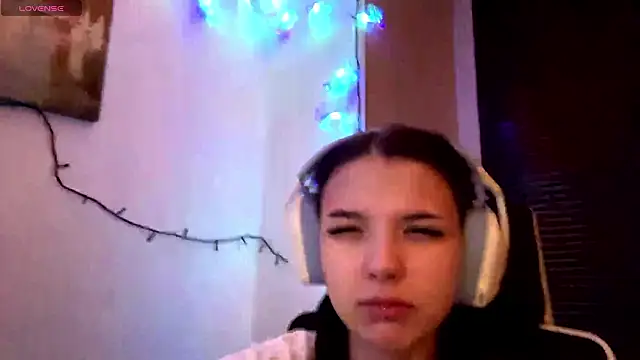 HanaMantanaDell online show from March 14, 4:13 pm