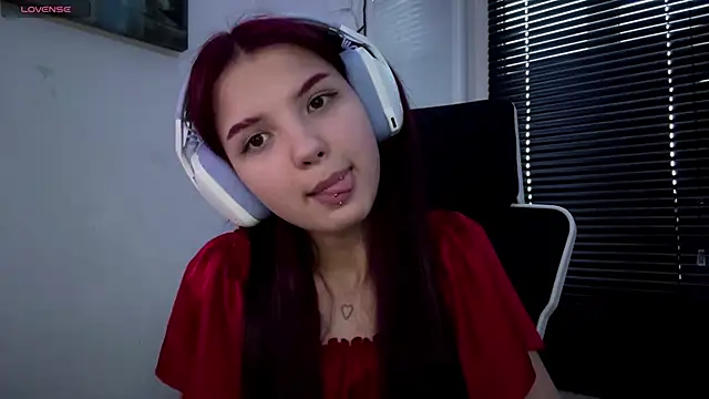 HanaMantanaDell online show from April 9, 2:56 pm