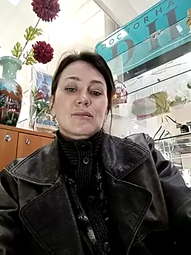 Luna 7777 online show from April 2, 2:35 pm