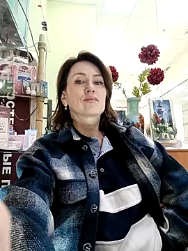 Luna 7777 online show from March 22, 12:40 pm