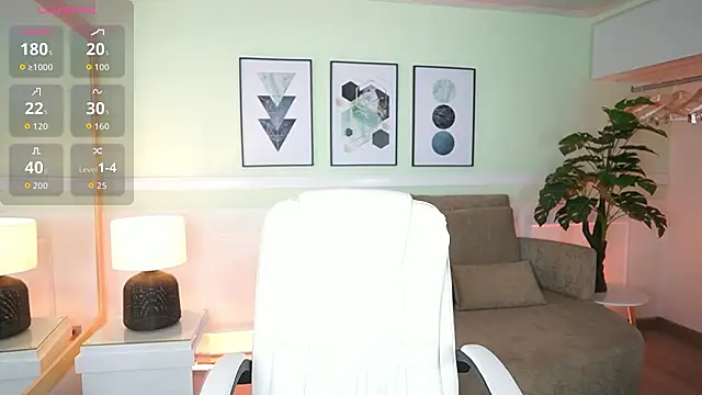 EmilyTurneer online show from February 2, 7:13 pm